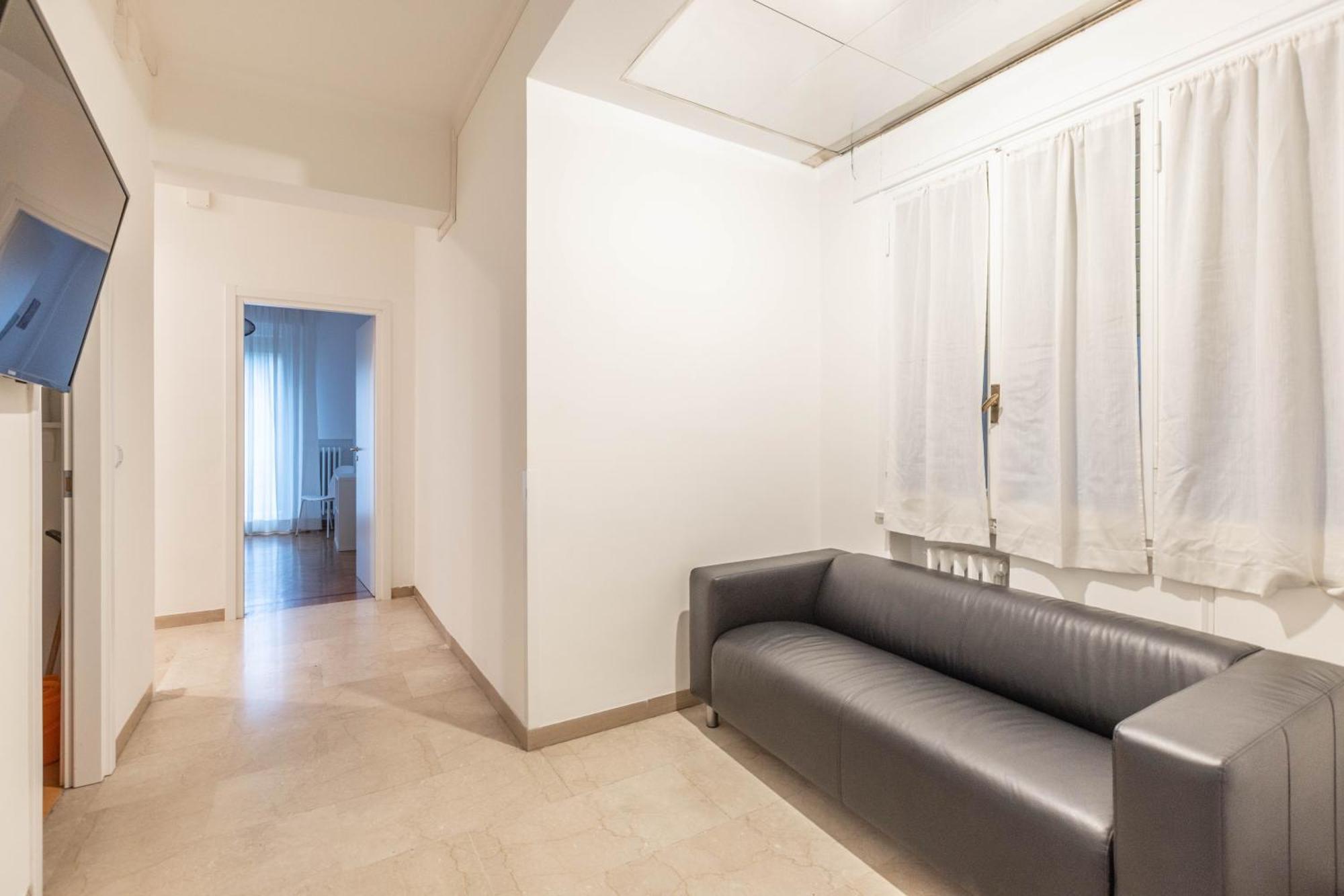 La Finestra Sul Centro, Bologna By Short Holidays ภายนอก รูปภาพ