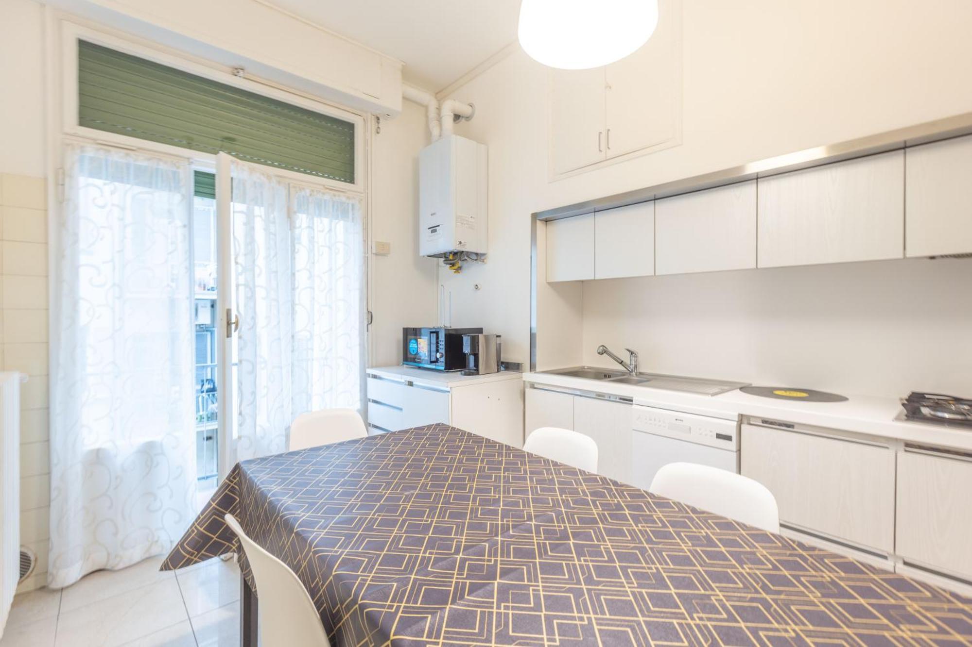 La Finestra Sul Centro, Bologna By Short Holidays ภายนอก รูปภาพ