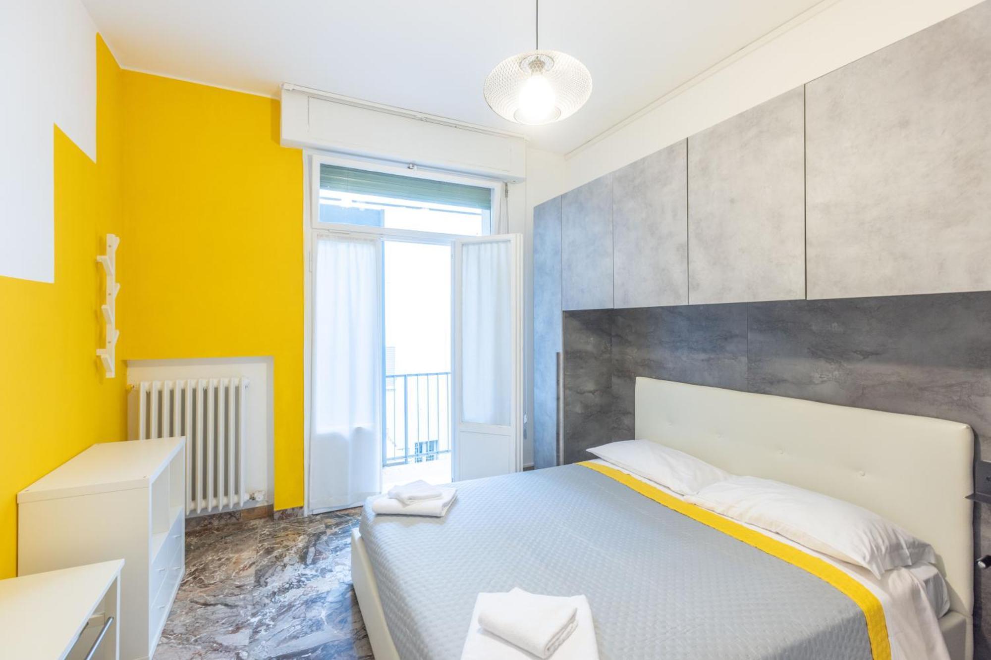 La Finestra Sul Centro, Bologna By Short Holidays ภายนอก รูปภาพ